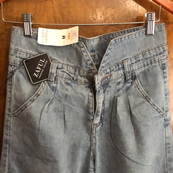 Zaful mom jeans light denim Size M - Picture 2 of 3